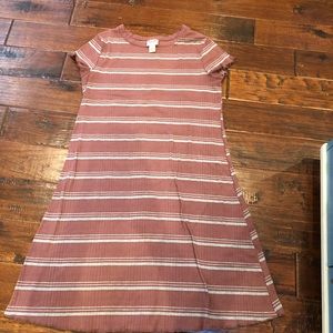 maroon and grey stripped t shirt dress
